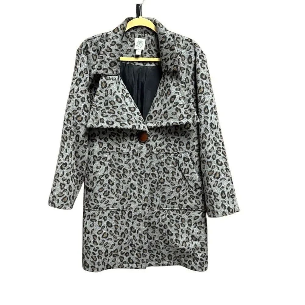 Ivy Jane Gray Leopard Jacket Size Medium